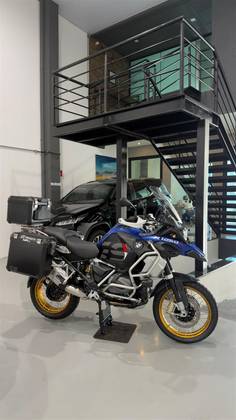 BMW R 1250 GS ADVENTURE PREMIUM RALLYE BMW R 1250 GS ADVENTURE PREMIUM RALLYE